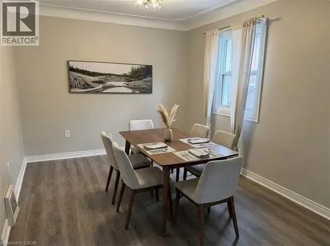24 East 25th Street Hamilton ON L8V 3A1
