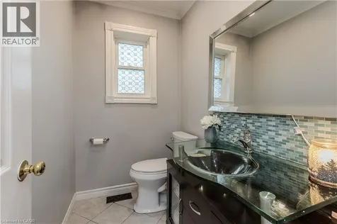 283 Vilma Drive Oakville ON L6L 3J9