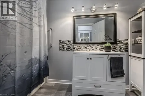 283 Vilma Drive Oakville ON L6L 3J9