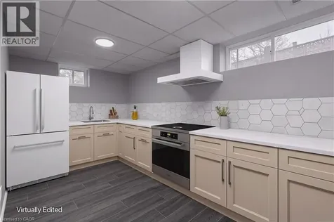 283 Vilma Drive Oakville ON L6L 3J9