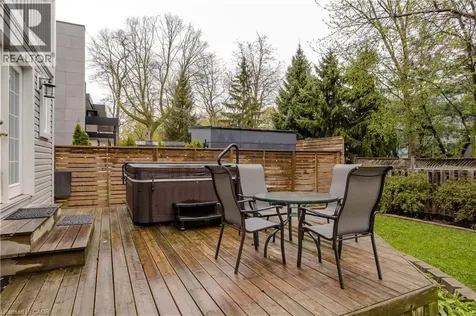 283 Vilma Drive Oakville ON L6L 3J9