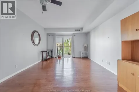 315 Village Grove Drive Tecumseh ON N8N 5G4