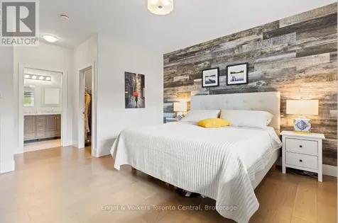 14 Thomas Street Wasaga Beach ON L9Z 2Y9