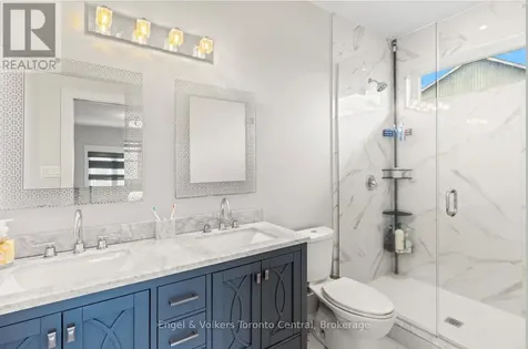 14 Thomas Street Wasaga Beach ON L9Z 2Y9