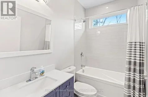 14 Thomas Street Wasaga Beach ON L9Z 2Y9