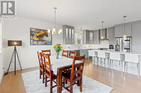 14 Thomas Street Wasaga Beach ON L9Z 2Y9