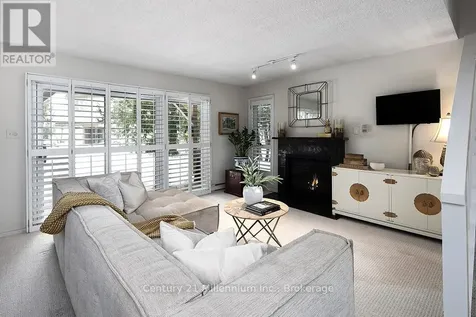 493 Oxbow Crescent Collingwood ON L9Y 5B4