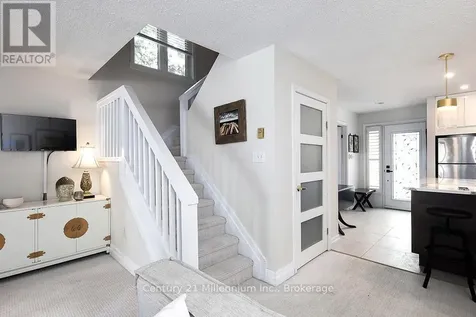 493 Oxbow Crescent Collingwood ON L9Y 5B4