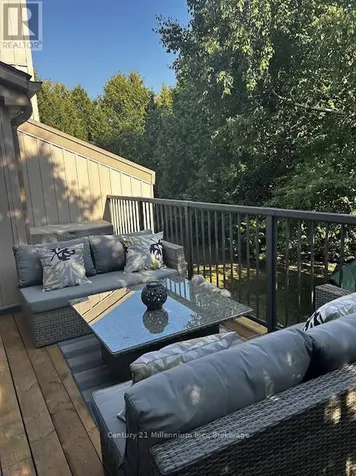 493 Oxbow Crescent Collingwood ON L9Y 5B4
