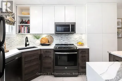 493 Oxbow Crescent Collingwood ON L9Y 5B4