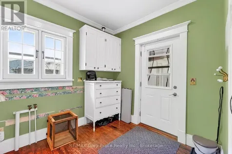407 5th Street East Owen Sound ON N4K 1C9