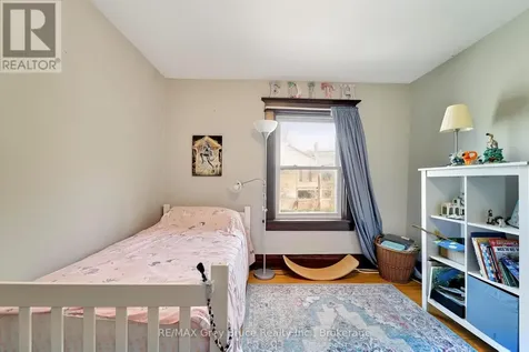 407 5th Street East Owen Sound ON N4K 1C9