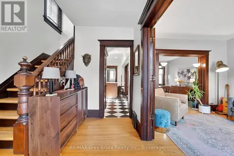 407 5th Street East Owen Sound ON N4K 1C9