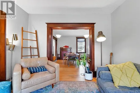 407 5th Street East Owen Sound ON N4K 1C9