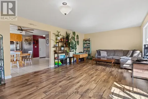 59 Dales Drive Mapleton ON N0G 1P0
