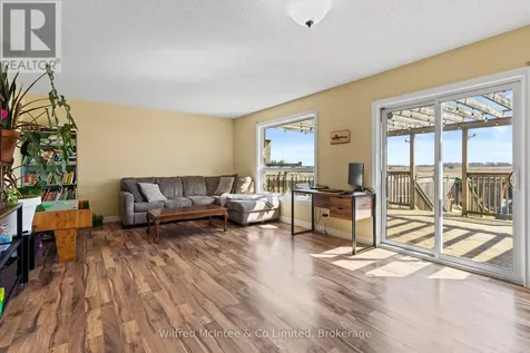 59 Dales Drive Mapleton ON N0G 1P0
