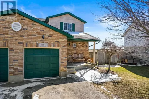59 Dales Drive Mapleton ON N0G 1P0