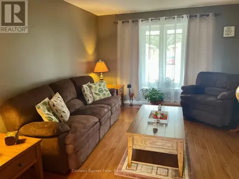 1038 Wellington Street Saugeen Shores ON N0H 2C3