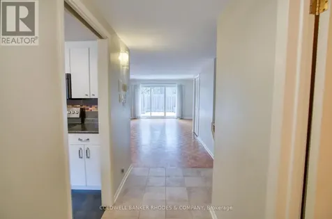 215 Mackay Street Ottawa ON K1M 2B6