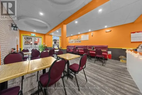 827 Somerset Street West Ottawa ON K1R 6R4