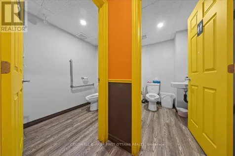 827 Somerset Street West Ottawa ON K1R 6R4