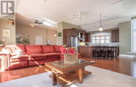 253 Stephenson Point Road Scugog ON L9L 1B4