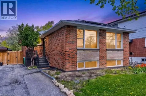 624 Upper Ottawa Street Hamilton ON L8T 3T5