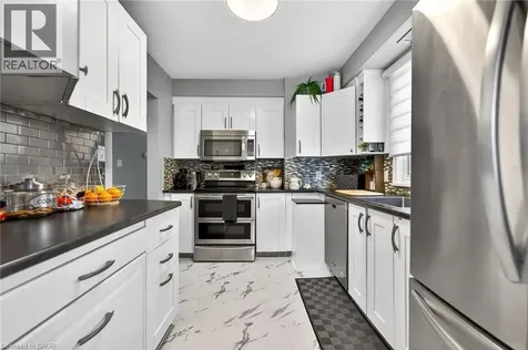 624 Upper Ottawa Street Hamilton ON L8T 3T5