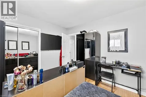 624 Upper Ottawa Street Hamilton ON L8T 3T5
