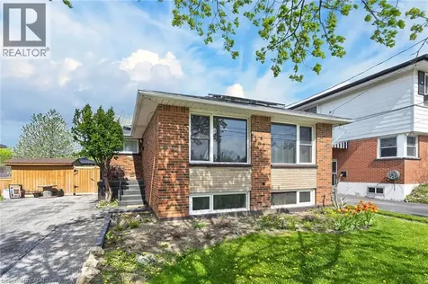 624 Upper Ottawa Street Hamilton ON L8T 3T5