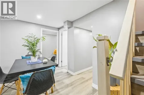 624 Upper Ottawa Street Hamilton ON L8T 3T5