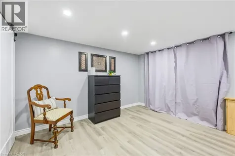 624 Upper Ottawa Street Hamilton ON L8T 3T5