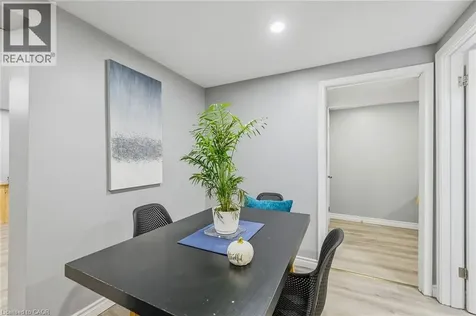 624 Upper Ottawa Street Hamilton ON L8T 3T5