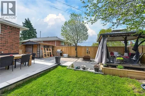 624 Upper Ottawa Street Hamilton ON L8T 3T5