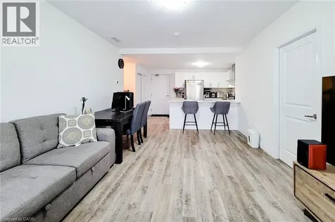 1 Redfern Avenue Hamilton ON L9C 0E6