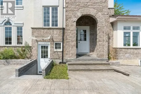 2 Vanessa Drive Orillia ON L3V 7Y8
