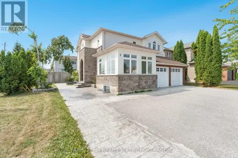 2 Vanessa Drive Orillia ON L3V 7Y8