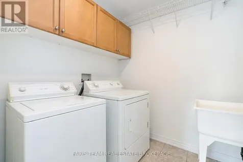 2 Vanessa Drive Orillia ON L3V 7Y8