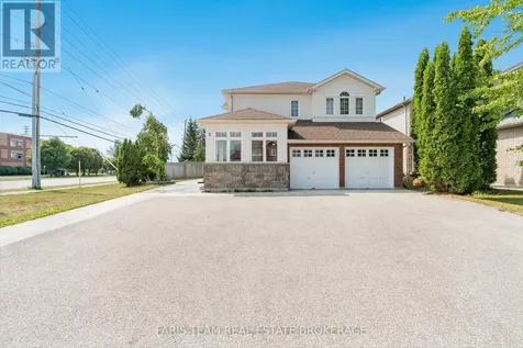 2 Vanessa Drive Orillia ON L3V 7Y8