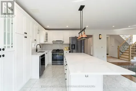 2 Vanessa Drive Orillia ON L3V 7Y8