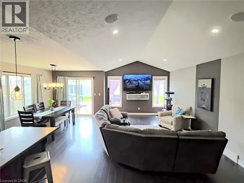62 Driftwood Drive Simcoe ON N3Y 0B4