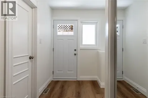 477 Valleyview Crescent Milton ON L9T 3L3