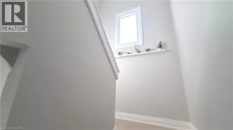 129 Moore Avenue South Waterloo ON N2J 1X4