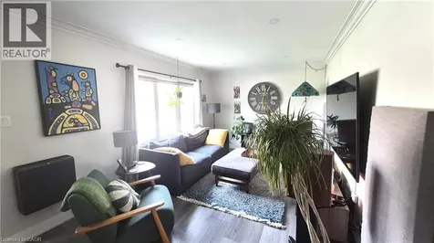 129 Moore Avenue South Waterloo ON N2J 1X4