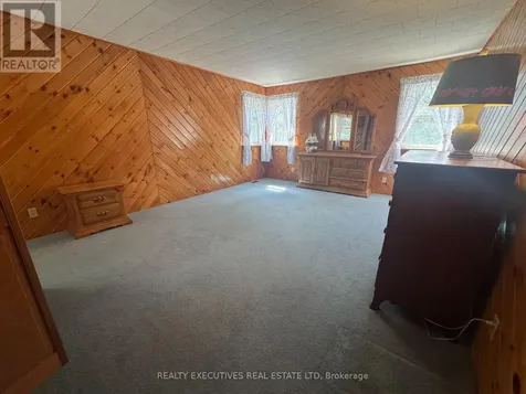 5 Lake Shore Drive East Rideau Lakes ON K0E 1G0