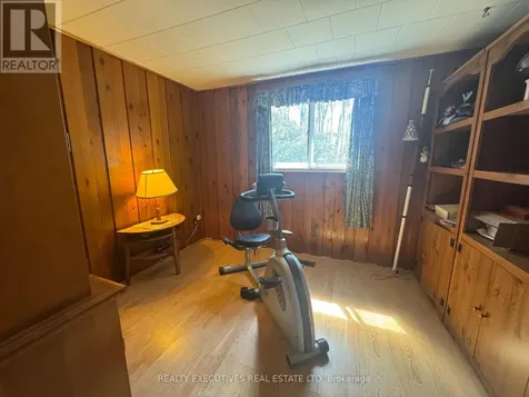 5 Lake Shore Drive East Rideau Lakes ON K0E 1G0