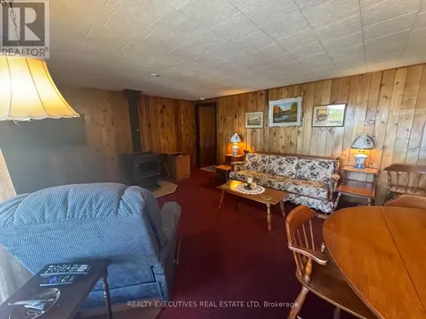 5 Lake Shore Drive East Rideau Lakes ON K0E 1G0