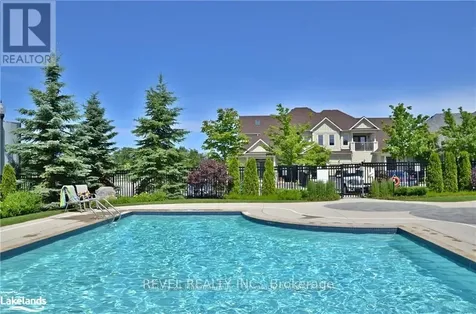 42 Sandy Coast Crescent Wasaga Beach ON L9Z 2L1