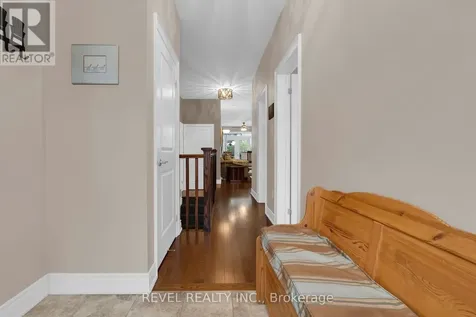42 Sandy Coast Crescent Wasaga Beach ON L9Z 2L1