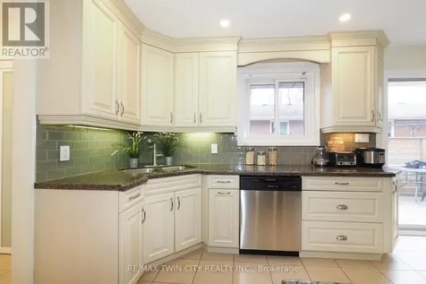 163 Pinegrove Crescent Waterloo ON N2L 4T9
